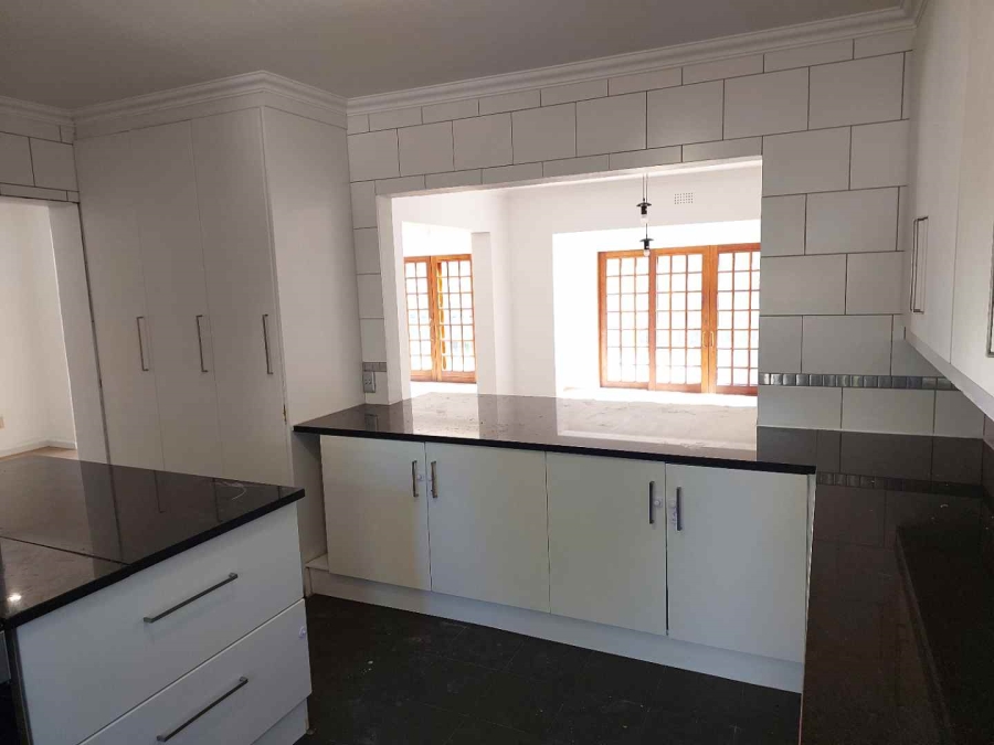 To Let 4 Bedroom Property for Rent in Morningside Gauteng