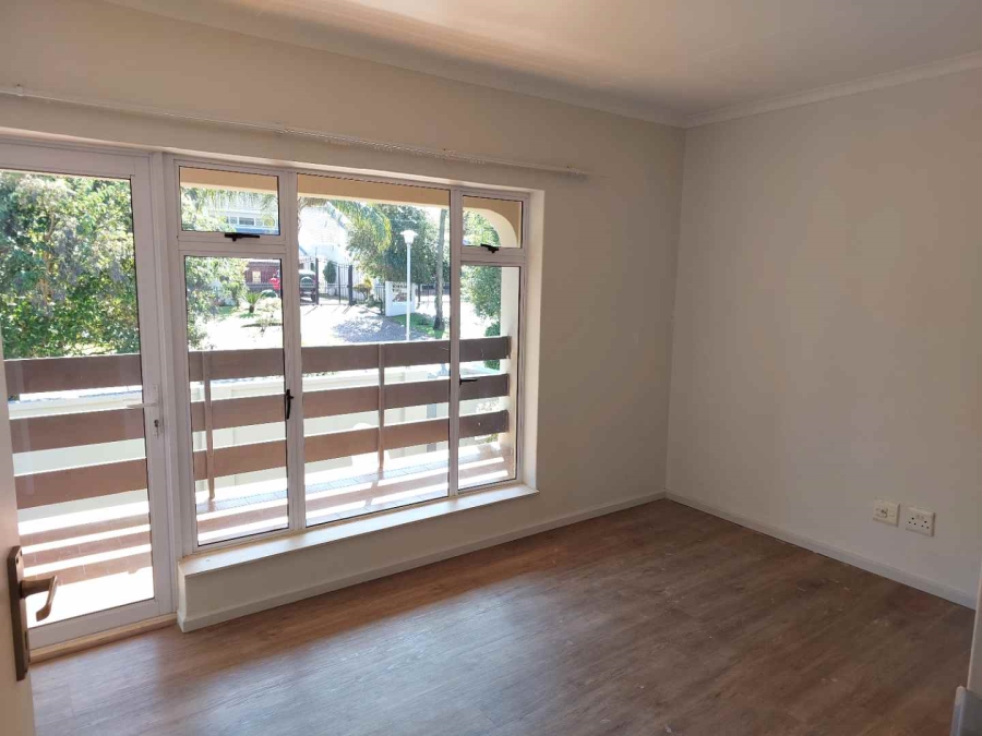 To Let 4 Bedroom Property for Rent in Morningside Gauteng