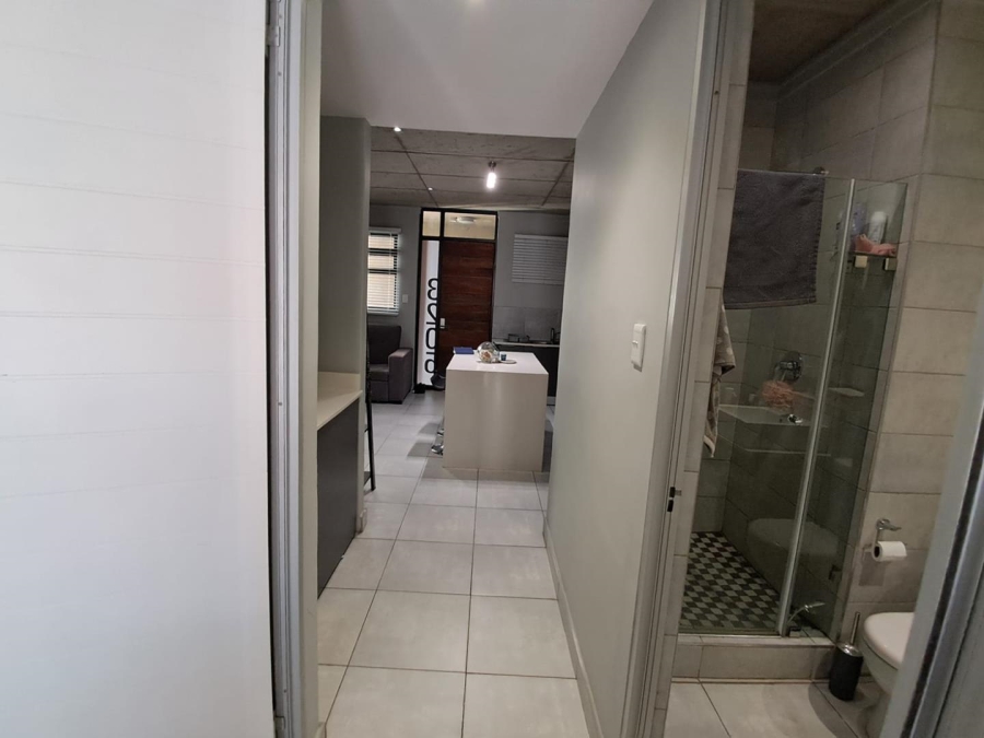 2 Bedroom Property for Sale in Brooklyn Gauteng