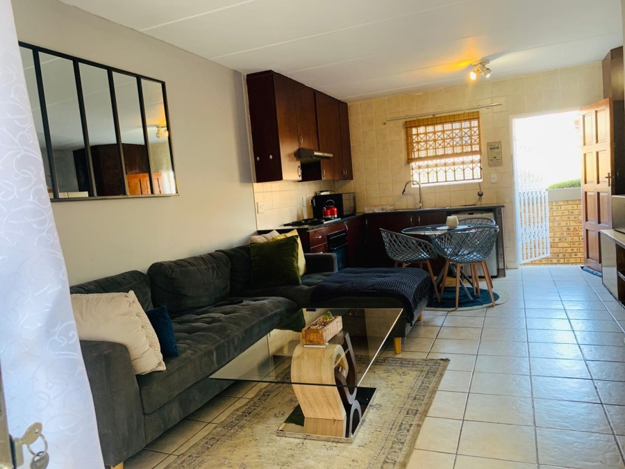 To Let 3 Bedroom Property for Rent in Wilgeheuwel Gauteng