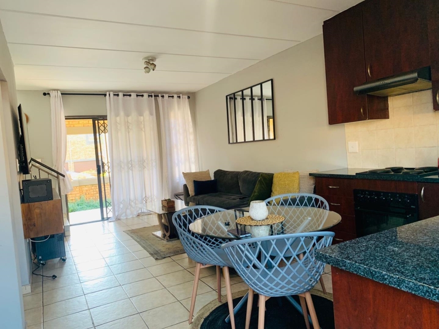 To Let 3 Bedroom Property for Rent in Wilgeheuwel Gauteng