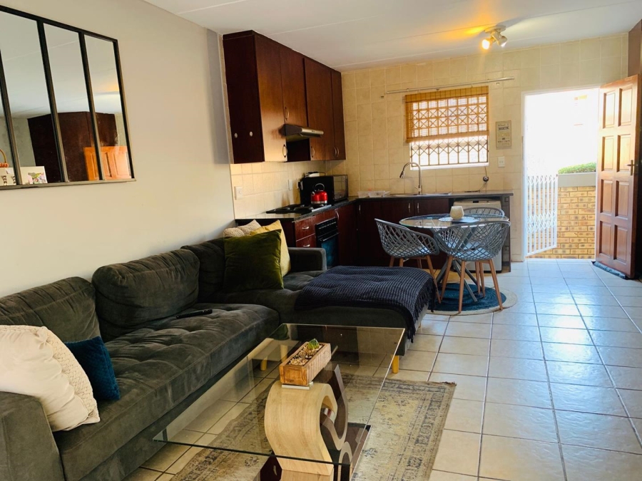 To Let 3 Bedroom Property for Rent in Wilgeheuwel Gauteng