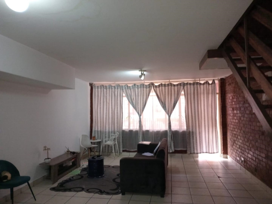 3 Bedroom Property for Sale in Silverton Gauteng