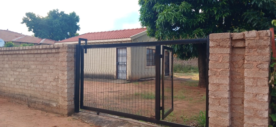 To Let 2 Bedroom Property for Rent in Soshanguve X Gauteng