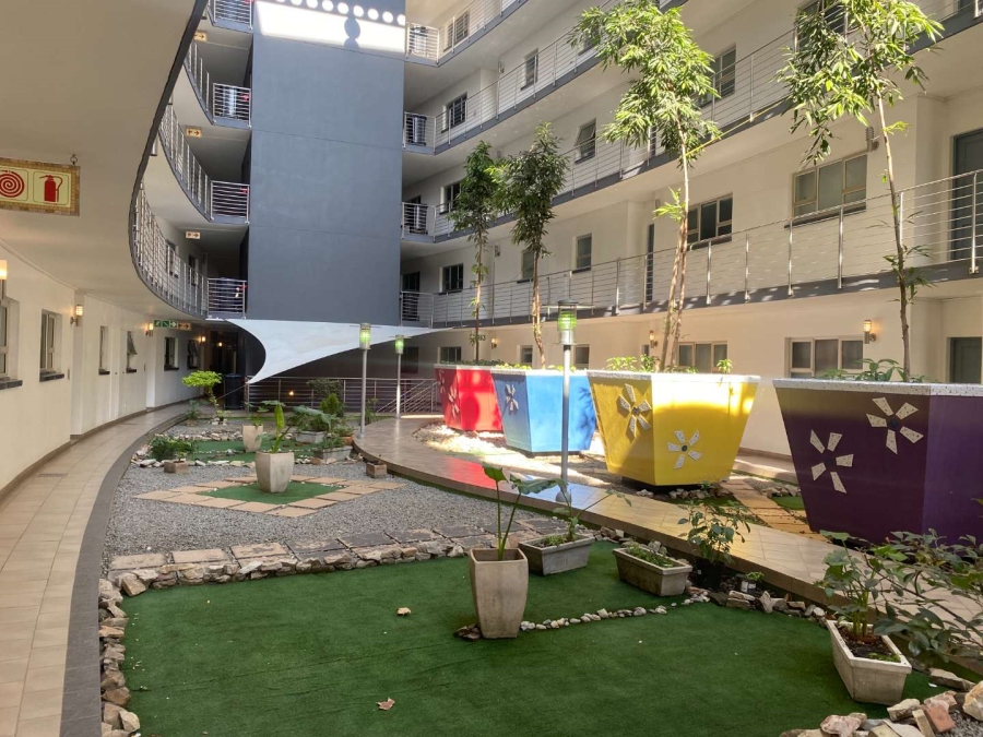 To Let 2 Bedroom Property for Rent in Riviera Gauteng