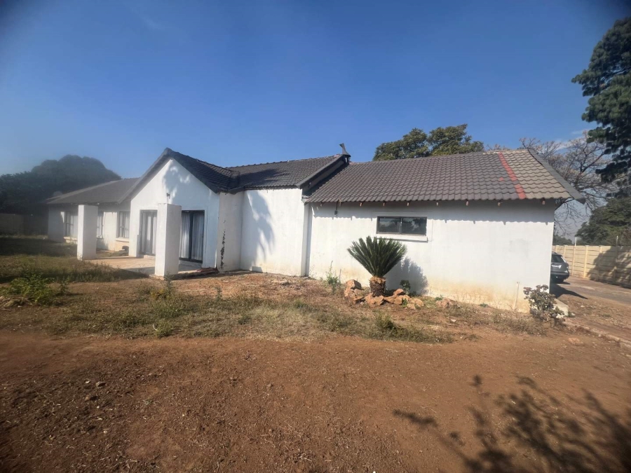 3 Bedroom Property for Sale in Brackenhurst Gauteng