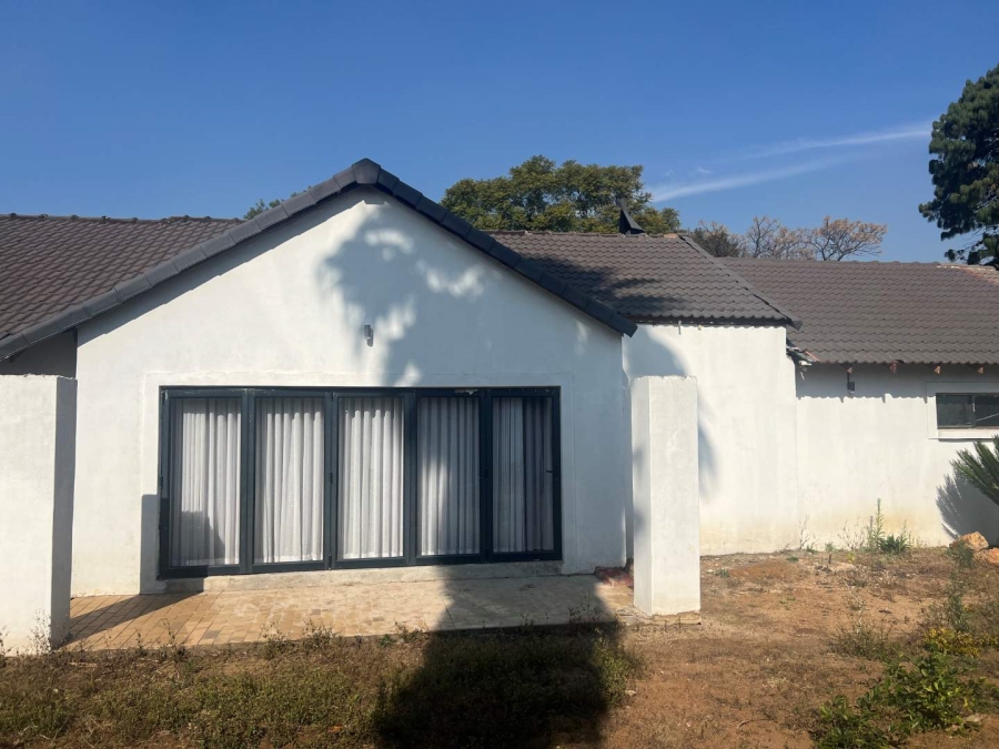 3 Bedroom Property for Sale in Brackenhurst Gauteng