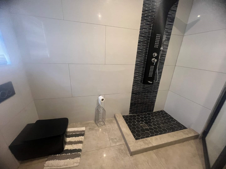 3 Bedroom Property for Sale in Brackenhurst Gauteng