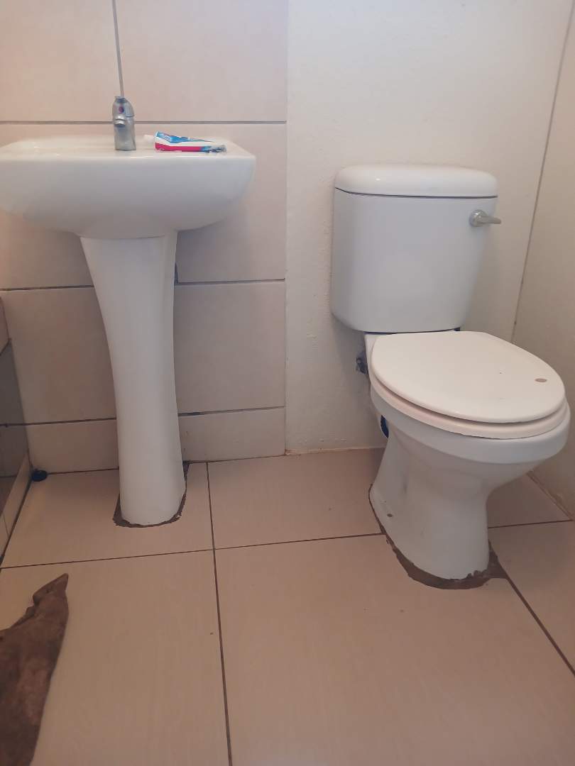 3 Bedroom Property for Sale in Rosslyn Gauteng