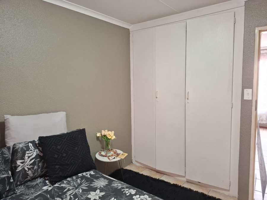 To Let 2 Bedroom Property for Rent in Terenure Gauteng