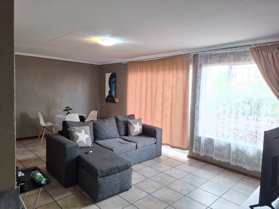 To Let 2 Bedroom Property for Rent in Terenure Gauteng