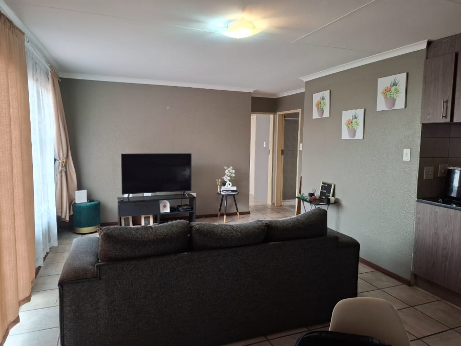 To Let 2 Bedroom Property for Rent in Terenure Gauteng