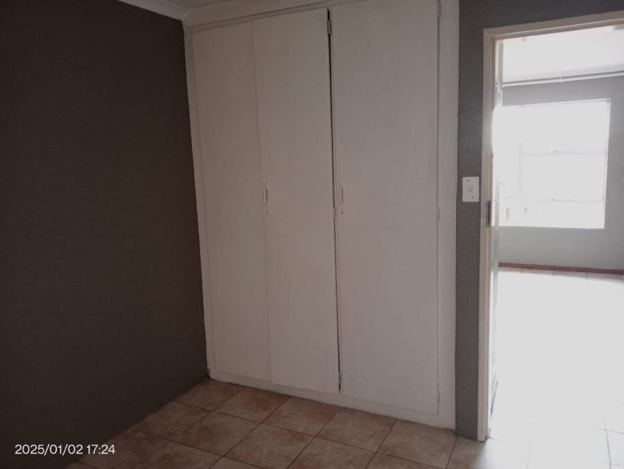 To Let 2 Bedroom Property for Rent in Terenure Gauteng