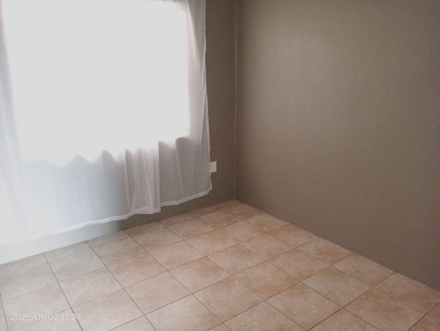 To Let 2 Bedroom Property for Rent in Terenure Gauteng