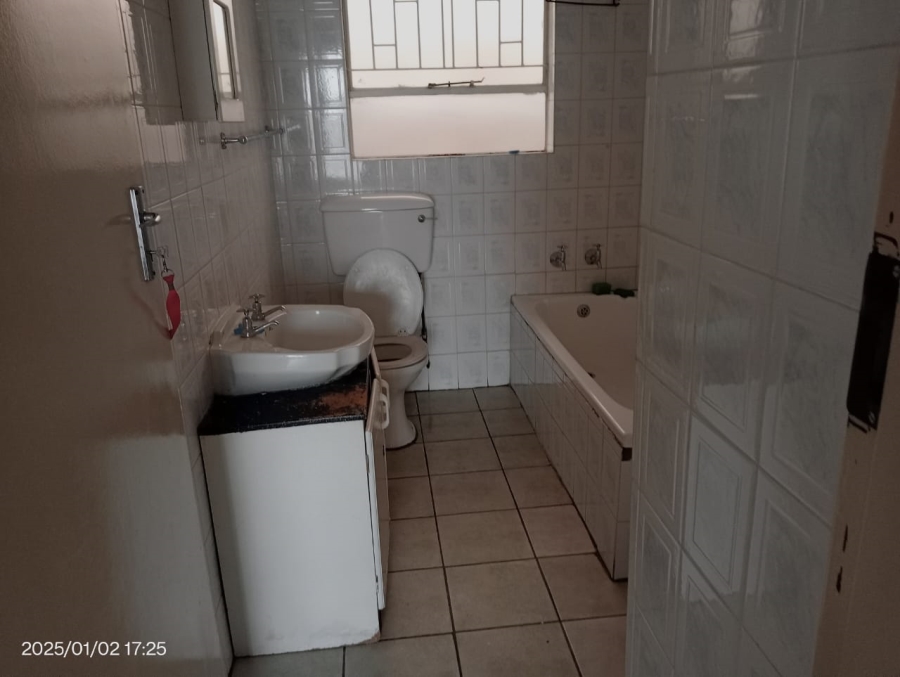 To Let 2 Bedroom Property for Rent in Terenure Gauteng