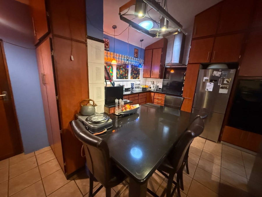 5 Bedroom Property for Sale in Bergbron Gauteng