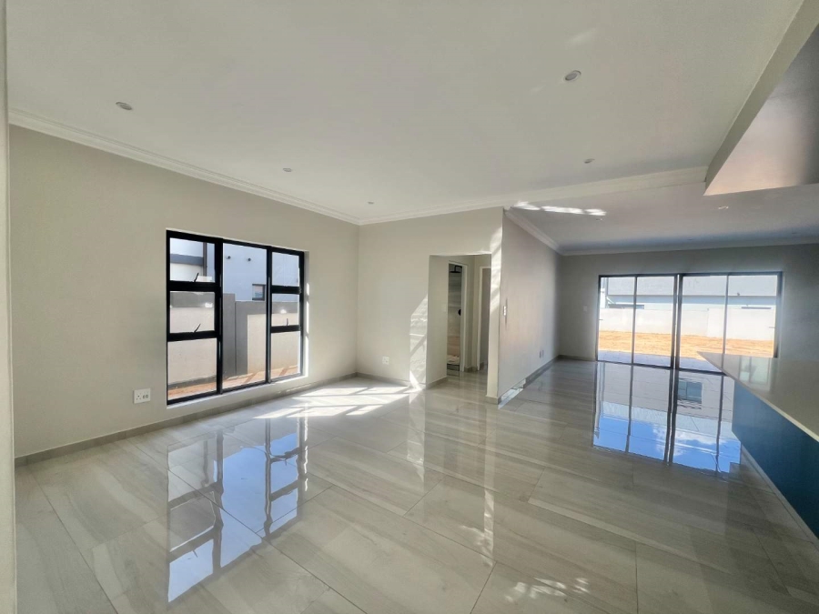 4 Bedroom Property for Sale in Roodeplaat Gauteng