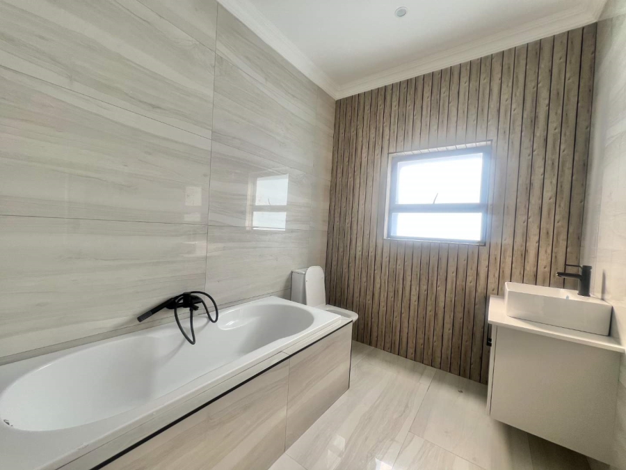 4 Bedroom Property for Sale in Roodeplaat Gauteng