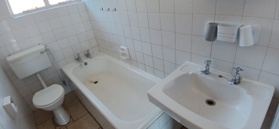 2 Bedroom Property for Sale in Birchleigh Gauteng