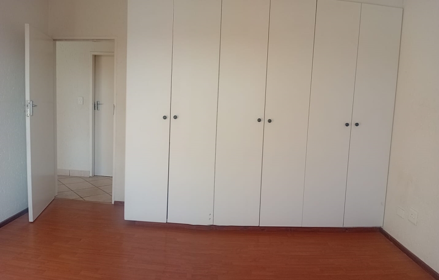 2 Bedroom Property for Sale in Eveleigh Gauteng