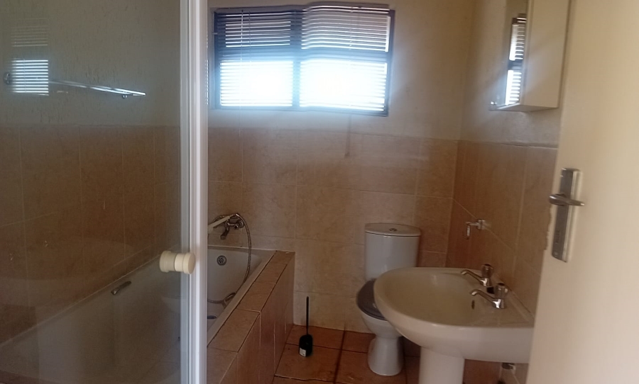 2 Bedroom Property for Sale in Eveleigh Gauteng