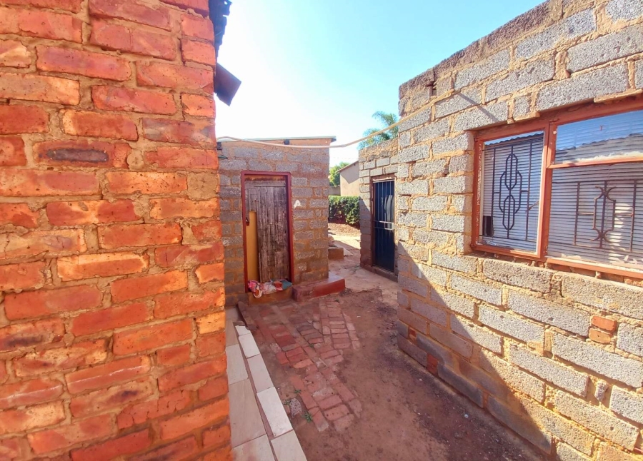 2 Bedroom Property for Sale in Atteridgeville Gauteng