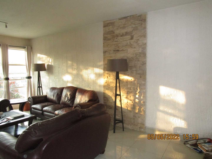 To Let 2 Bedroom Property for Rent in Bramley Park Gauteng