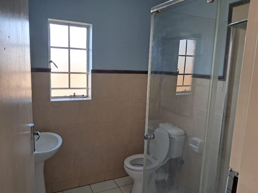 To Let 2 Bedroom Property for Rent in Midrand Gauteng