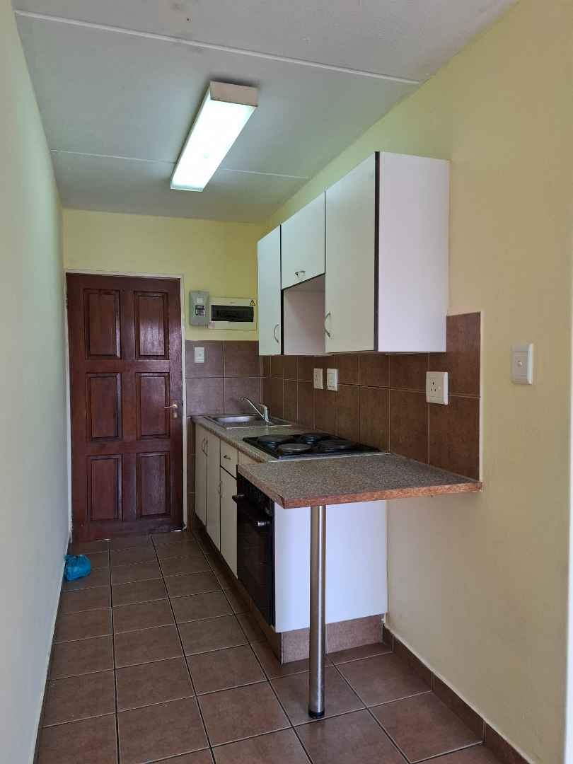 To Let 2 Bedroom Property for Rent in Kempton Park Central Gauteng