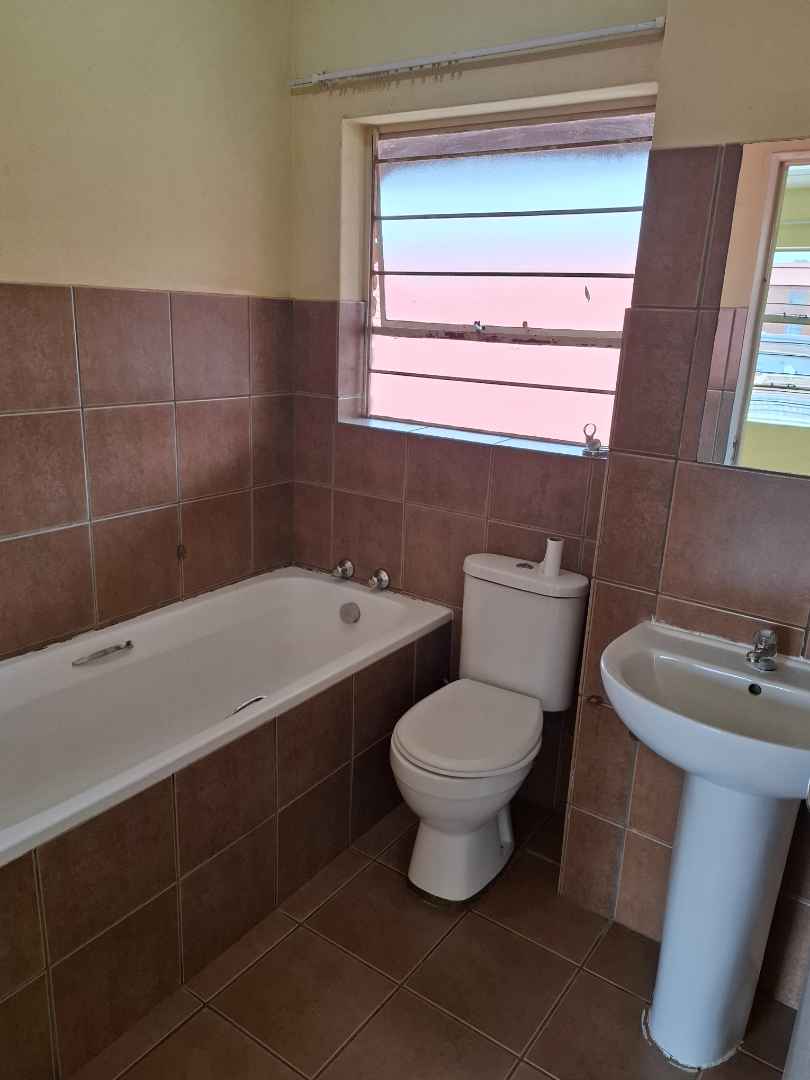 To Let 2 Bedroom Property for Rent in Kempton Park Central Gauteng