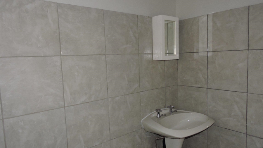 To Let 3 Bedroom Property for Rent in Kilner Park Gauteng