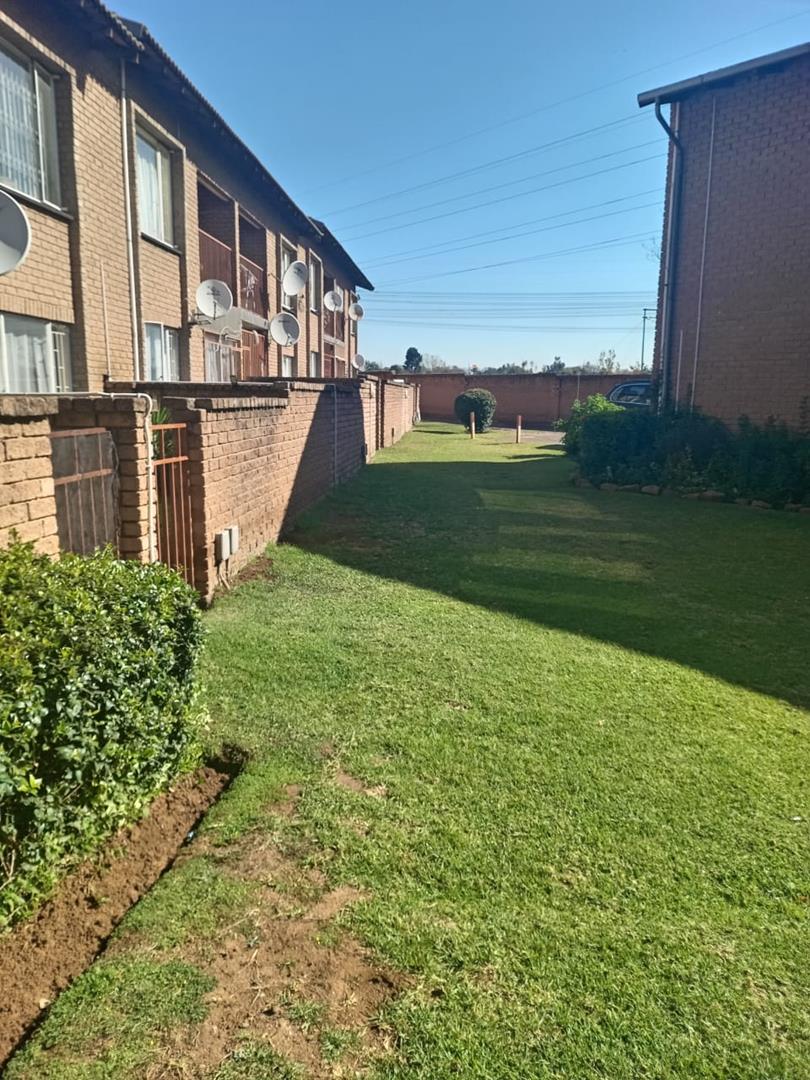 2 Bedroom Property for Sale in Mayberry Park Gauteng