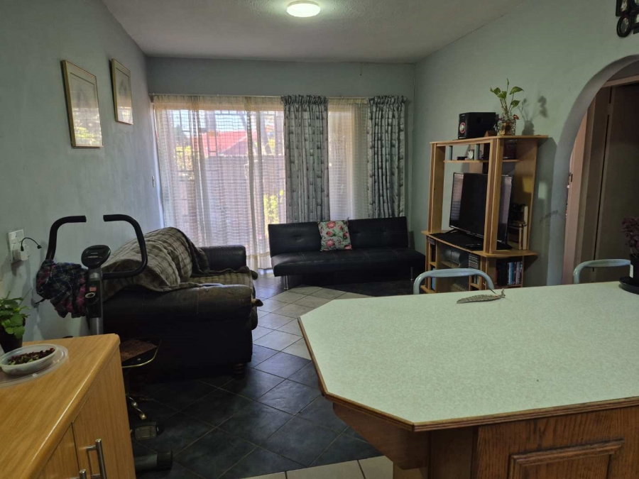 2 Bedroom Property for Sale in Mayberry Park Gauteng