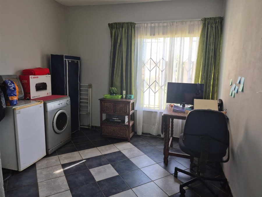 2 Bedroom Property for Sale in Mayberry Park Gauteng