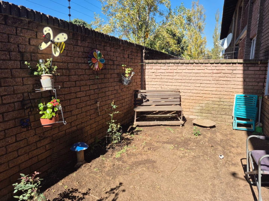 2 Bedroom Property for Sale in Mayberry Park Gauteng