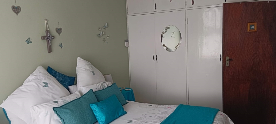 2 Bedroom Property for Sale in New Redruth Gauteng
