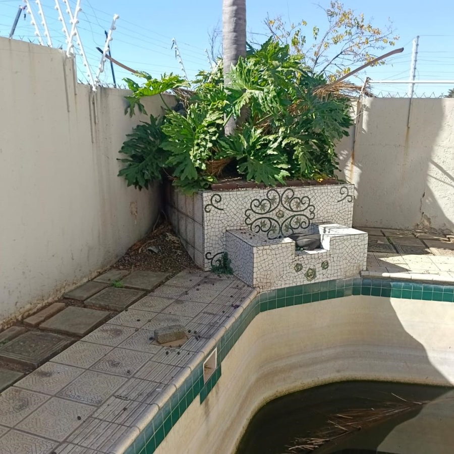 3 Bedroom Property for Sale in Bassonia Gauteng