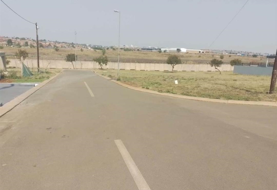 0 Bedroom Property for Sale in Clayville Gauteng