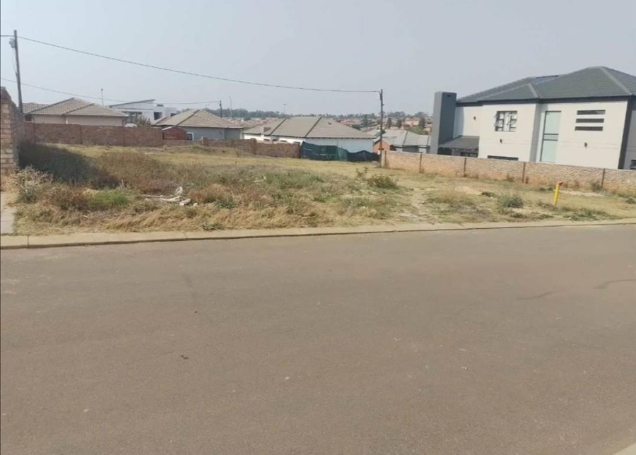 0 Bedroom Property for Sale in Clayville Gauteng