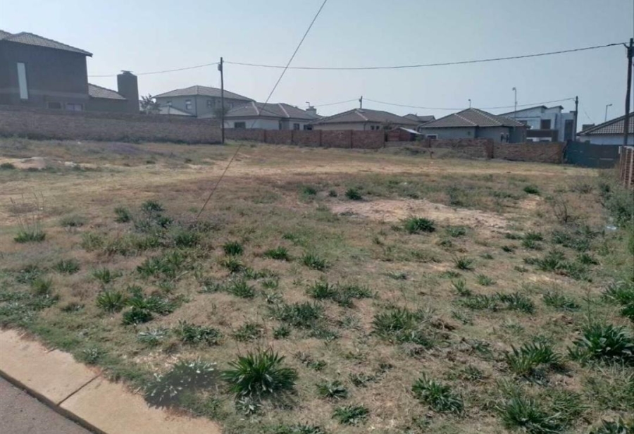 0 Bedroom Property for Sale in Clayville Gauteng