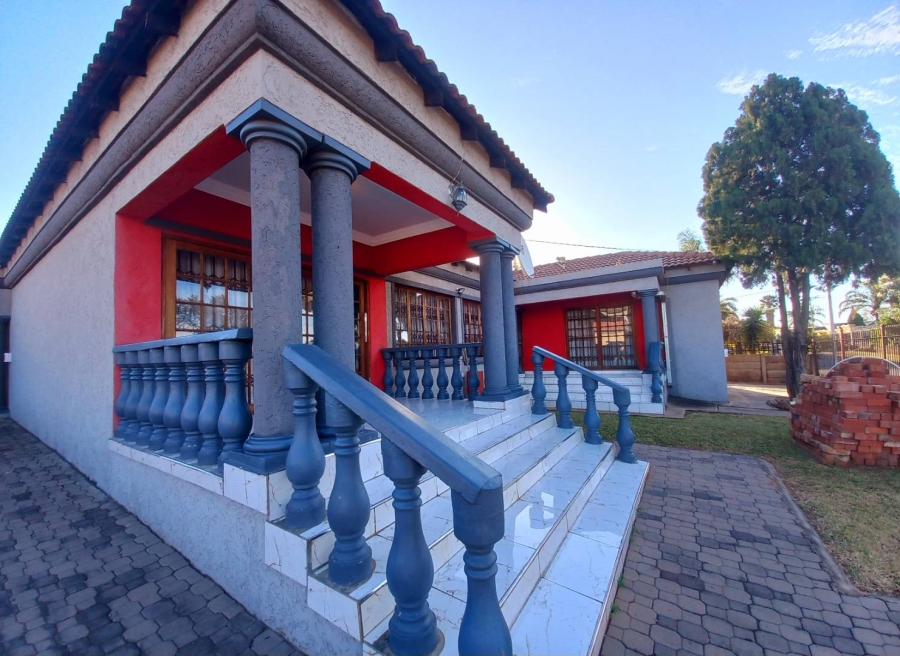 3 Bedroom Property for Sale in West Park Gauteng
