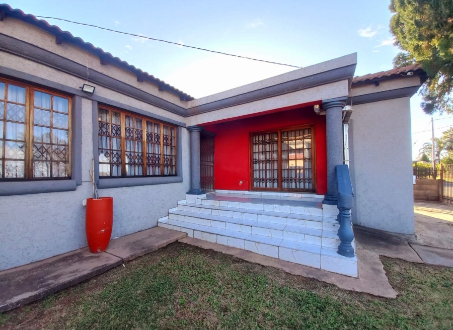3 Bedroom Property for Sale in West Park Gauteng