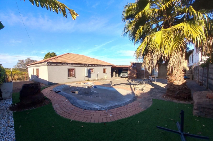3 Bedroom Property for Sale in West Park Gauteng