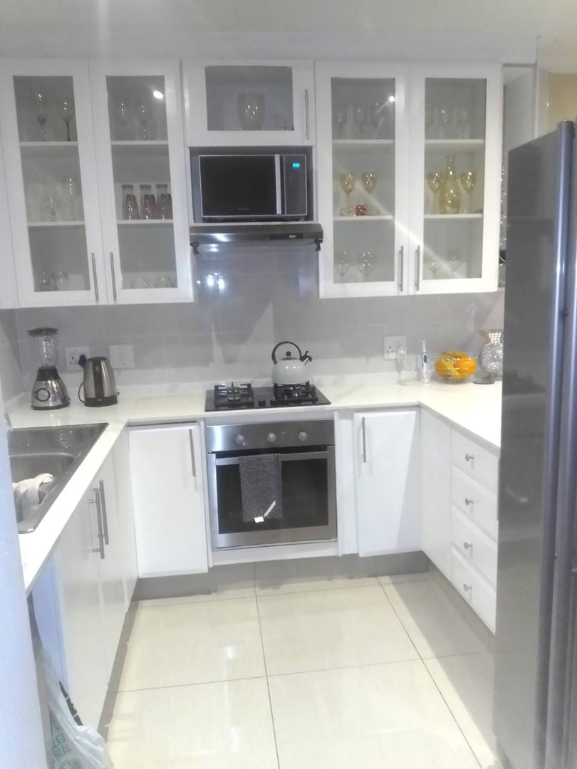 2 Bedroom Property for Sale in Monavoni Gauteng