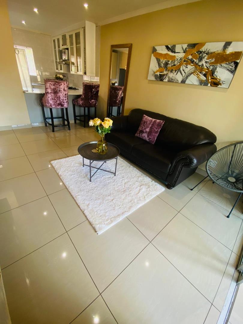 2 Bedroom Property for Sale in Monavoni Gauteng