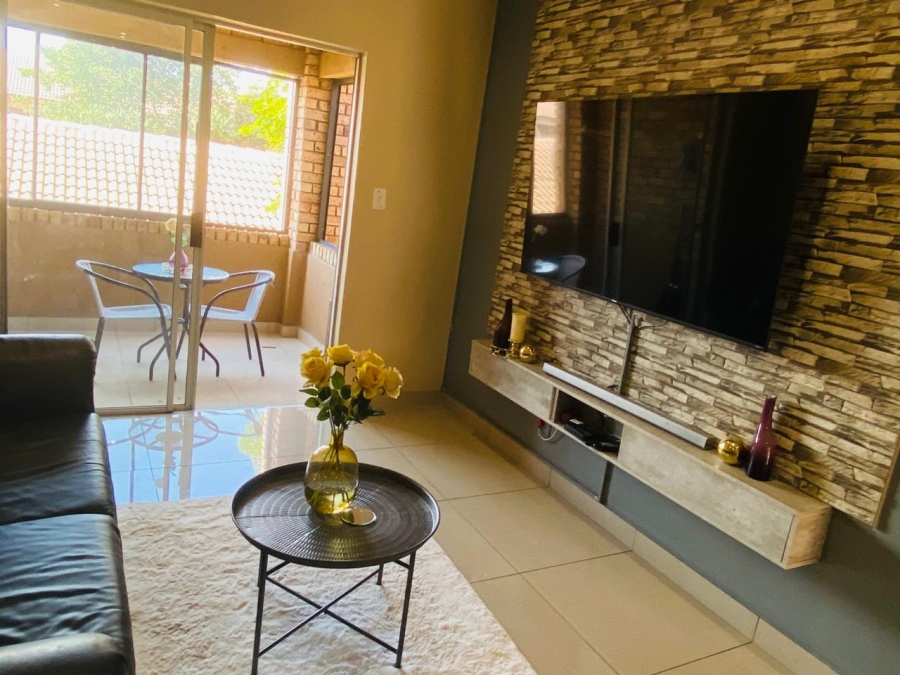 2 Bedroom Property for Sale in Monavoni Gauteng
