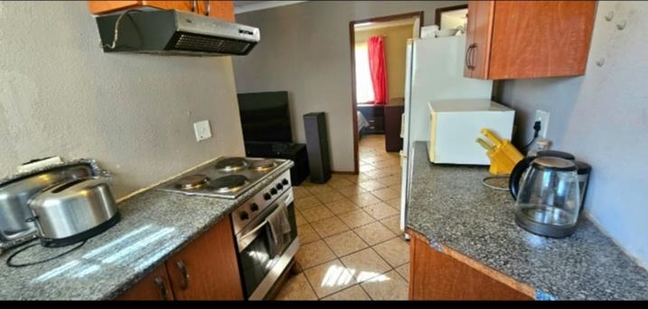 2 Bedroom Property for Sale in Lotus Gardens Gauteng