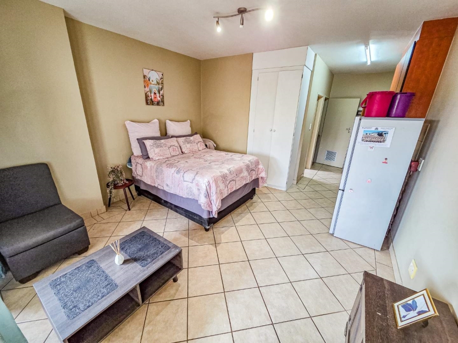 1 Bedroom Property for Sale in Hazeldean Gauteng