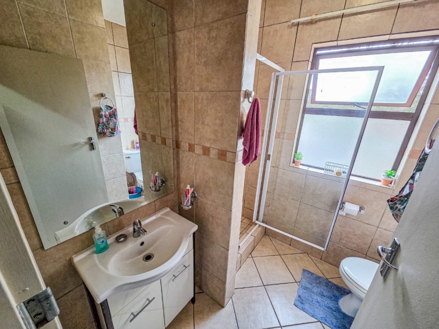 1 Bedroom Property for Sale in Hazeldean Gauteng