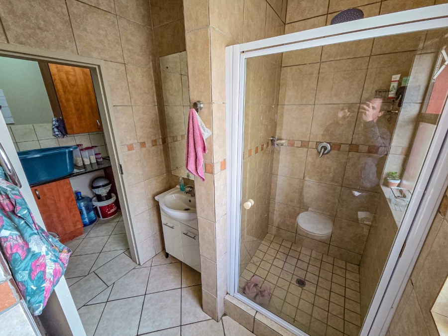 1 Bedroom Property for Sale in Hazeldean Gauteng